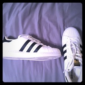 Women’s adidas superstar shoes in white